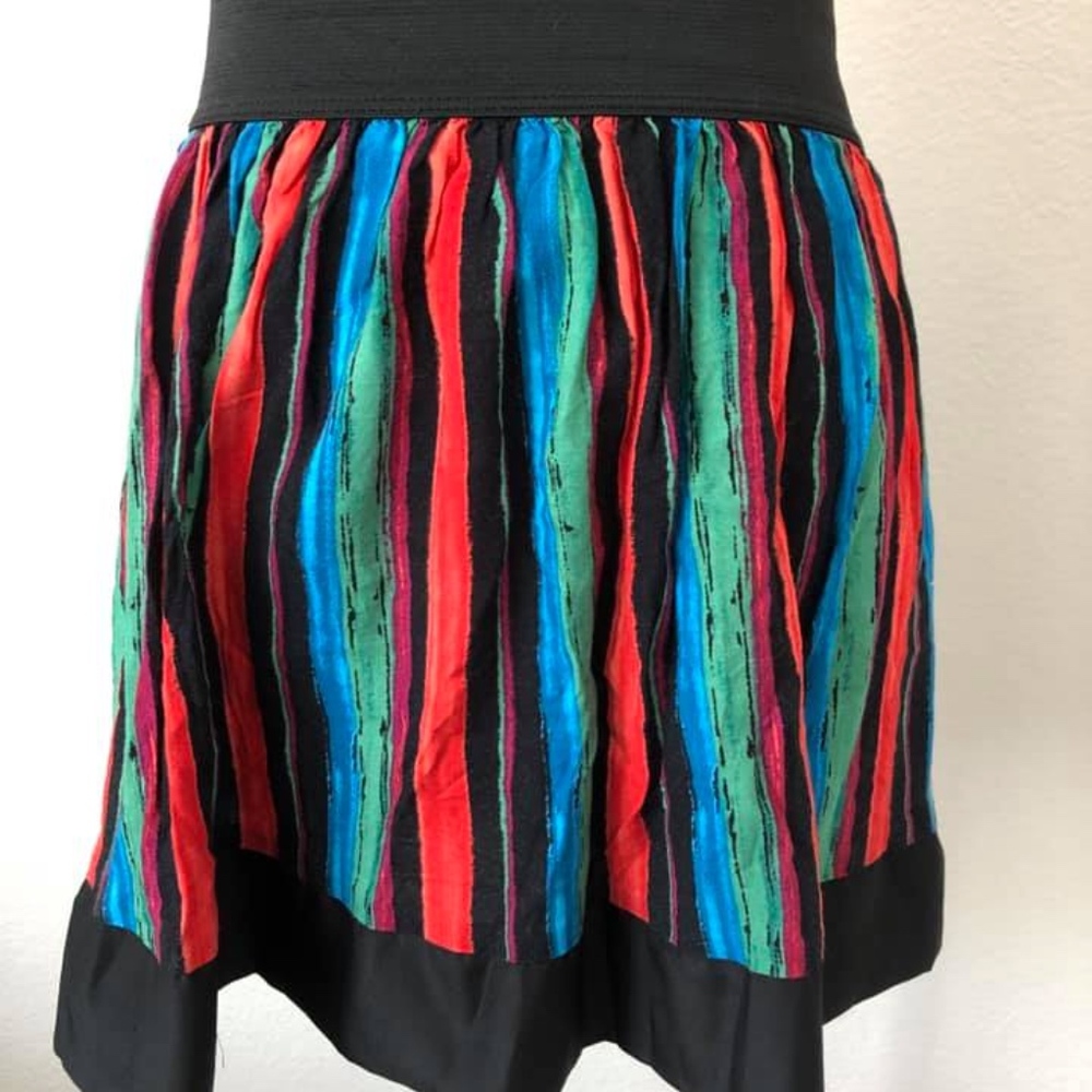 🌞  Forever 21  mini skirt size small BOHO